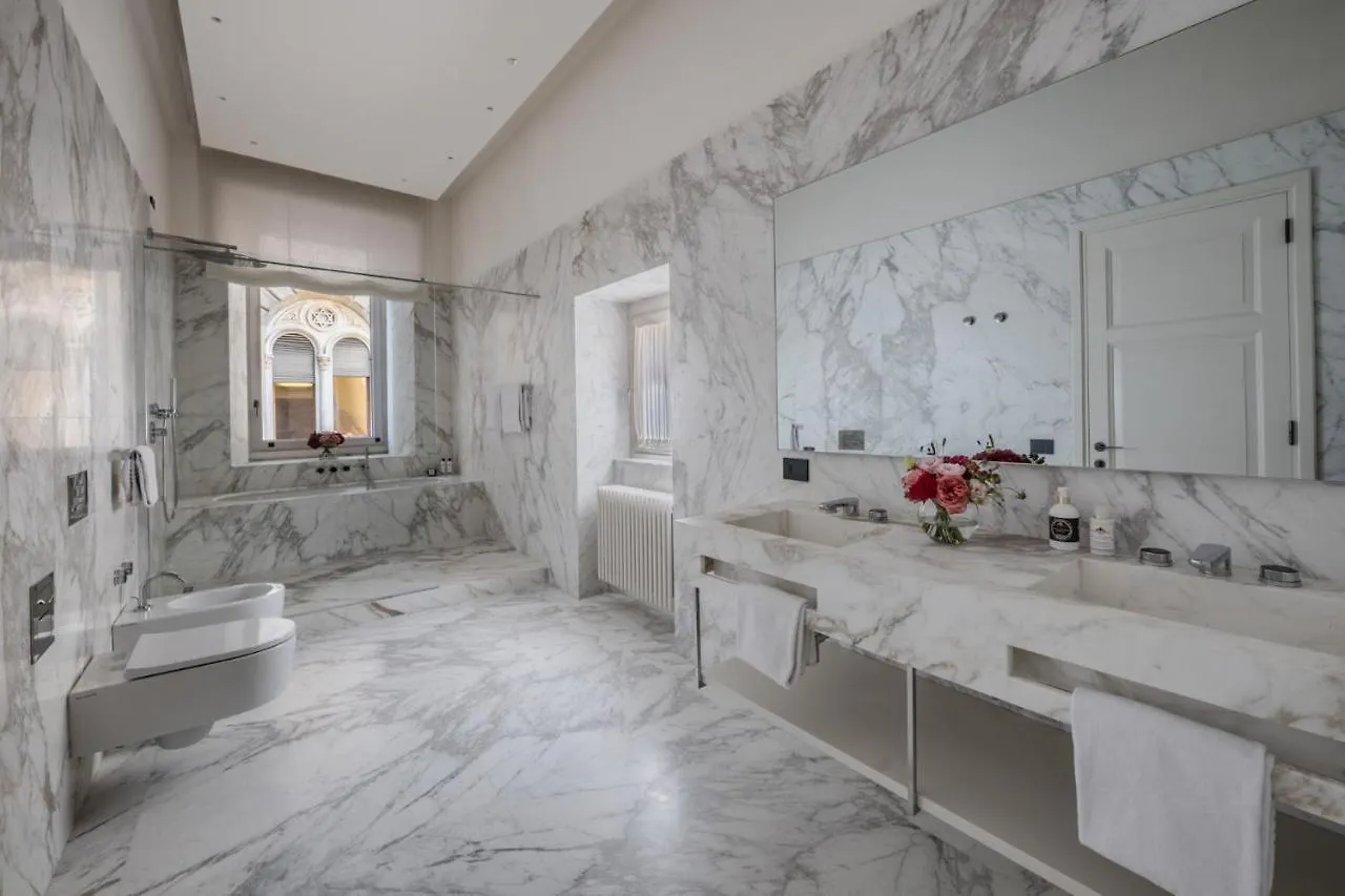 Apartments Florence - Palazzo Signoria Luxury Apartments 5 - Nettuno